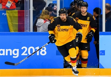 GANGNEUNG, SOUTH KOREA - FEBRUARY 25: Germany's Yannic Seidenberg #36 takes to the ice before facing off against Team Olympic Athletes from Russia during gold medal round action at the PyeongChang 2018 Olympic Winter Games. (Photo by Matt Zambonin/HHOF-IIHF Images)

